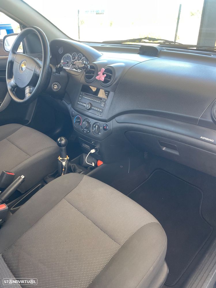 Chevrolet Aveo 1.2 LS Bi-Fuel - 8