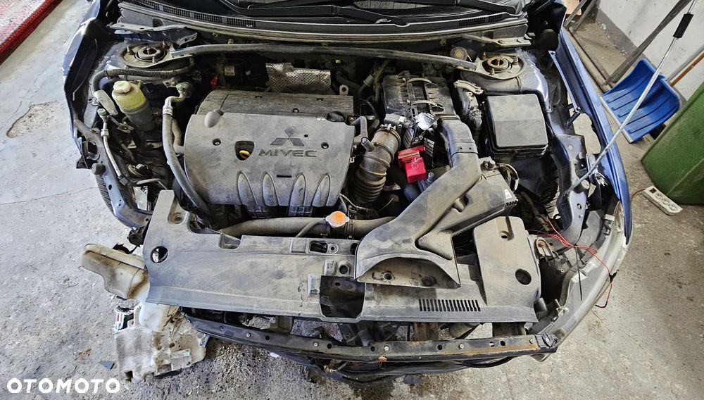 Mitsubishi Lancer 1.8 Intense - 19