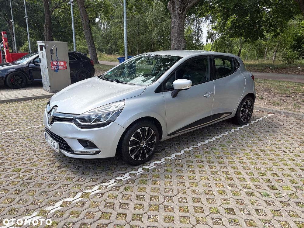 Renault Clio - 1