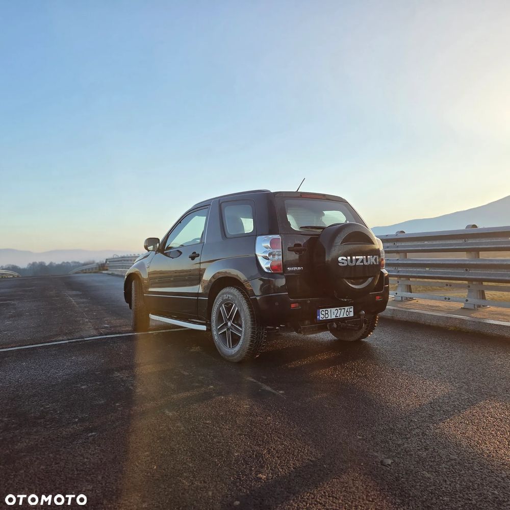 Suzuki Grand Vitara 1.6 De luxe - 6