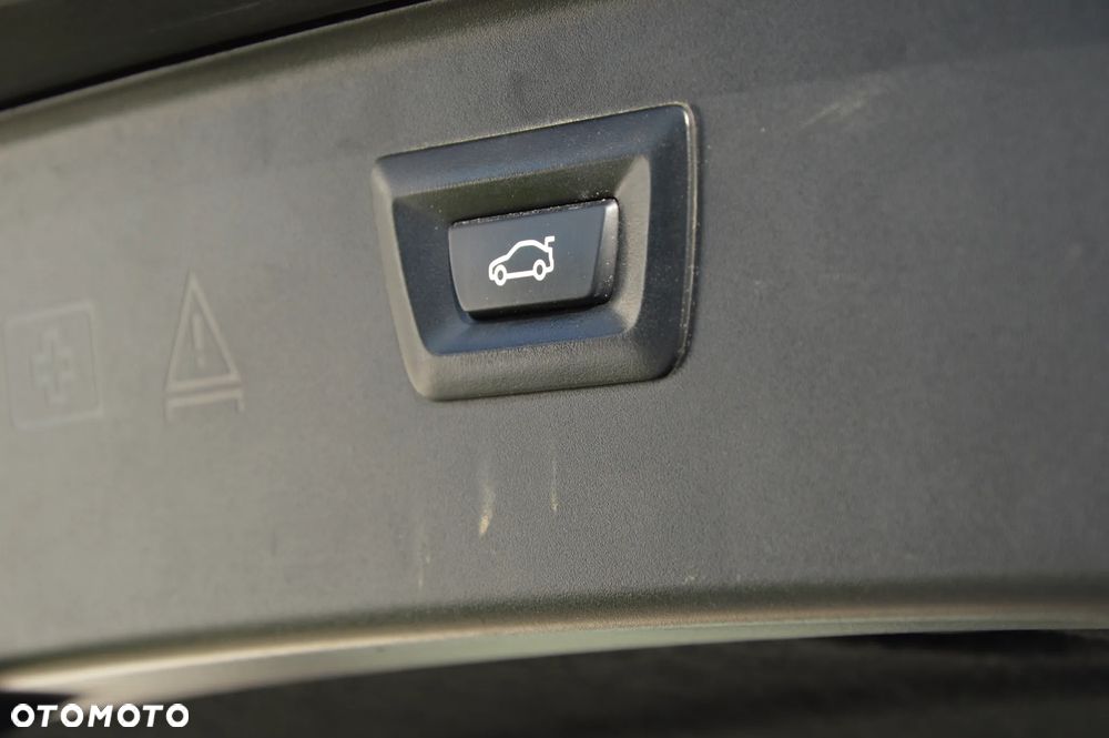 BMW Seria 5 520d - 8