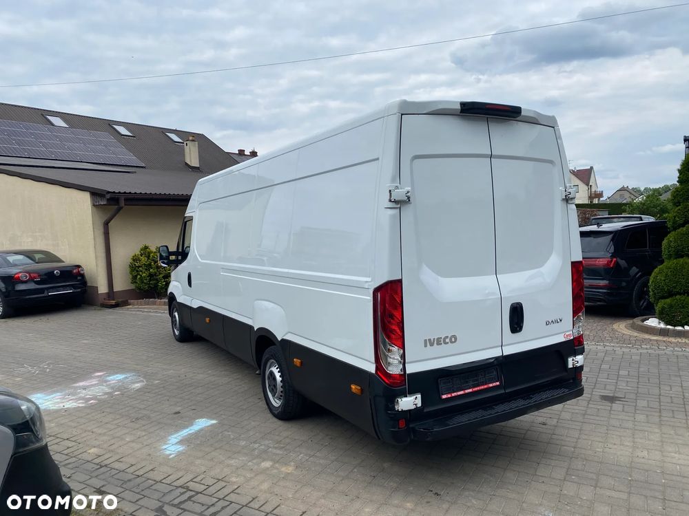 Iveco DAILY - 7
