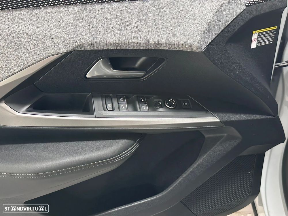 Peugeot 5008 1.2 Hybrid GT e-DCS6 - 14