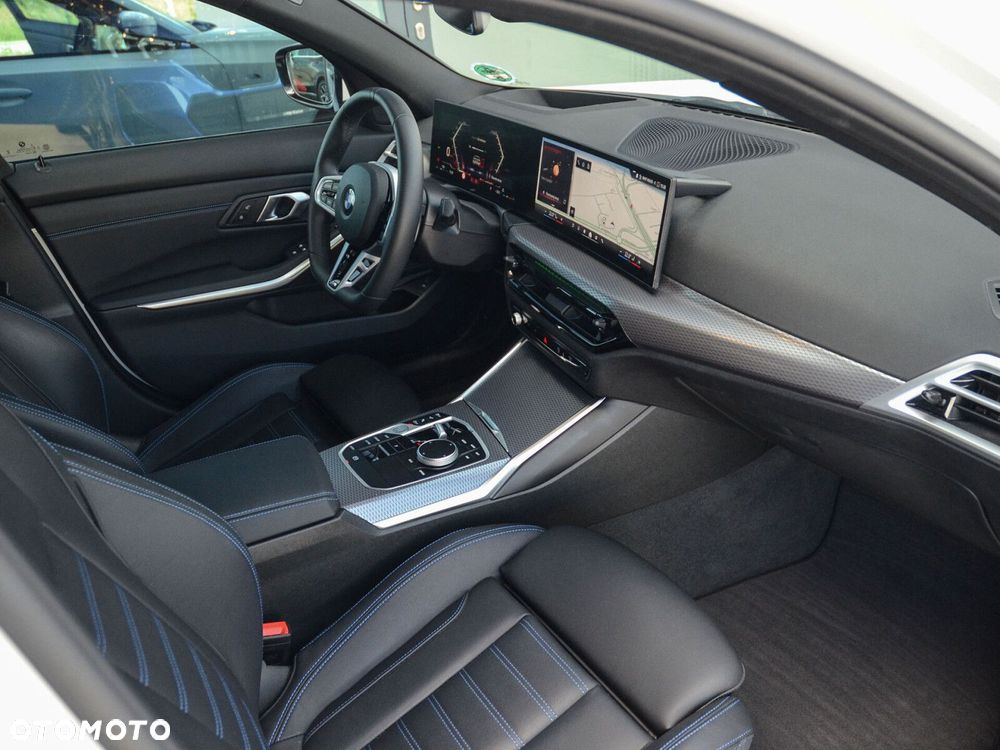 BMW Seria 3 - 34