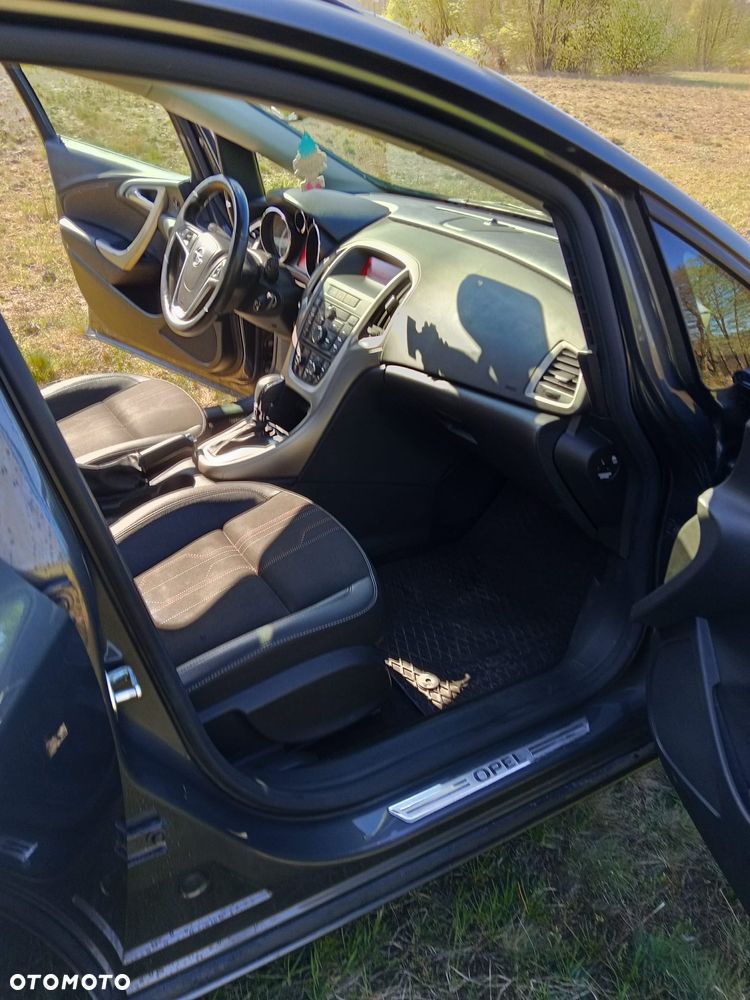 Opel Astra 1.4 Turbo Automatik - 12