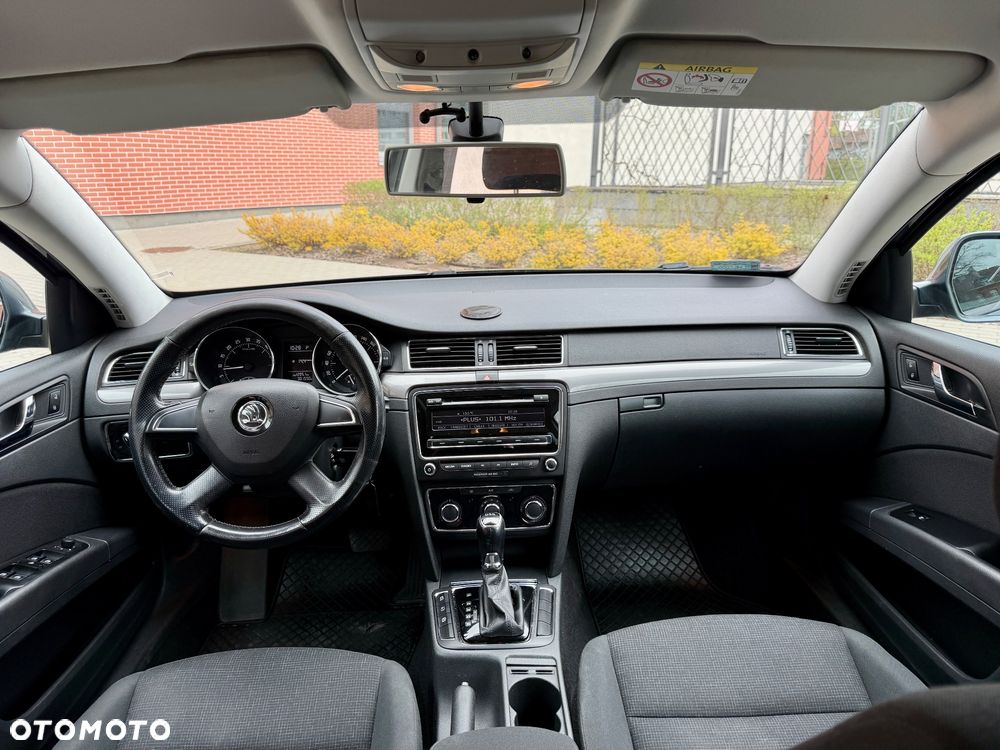 Skoda Superb 2.0 TDI 4x4 Ambition DSG - 11