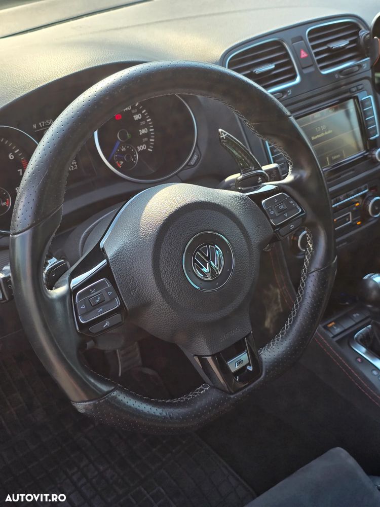 Volkswagen Golf 2.0 R DSG - 11