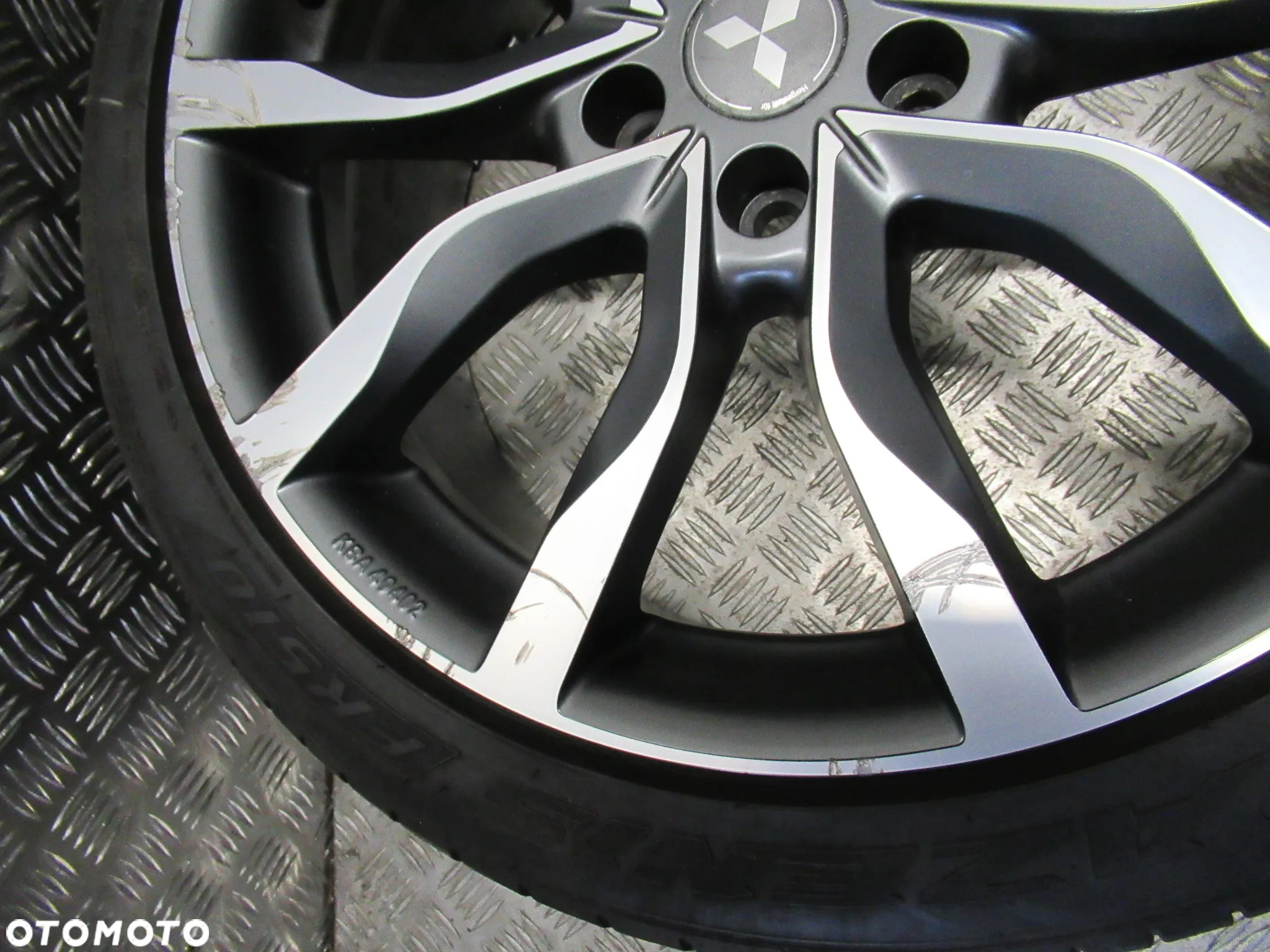 Koła Mitsubishi ASX Outlander Eclipse Cross 8Jx19 et46 5x114,3 - 6