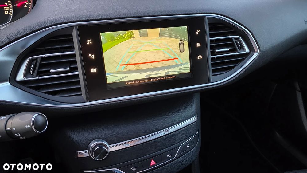 Peugeot 308 PureTech 110 Stop & Start Allure - 22