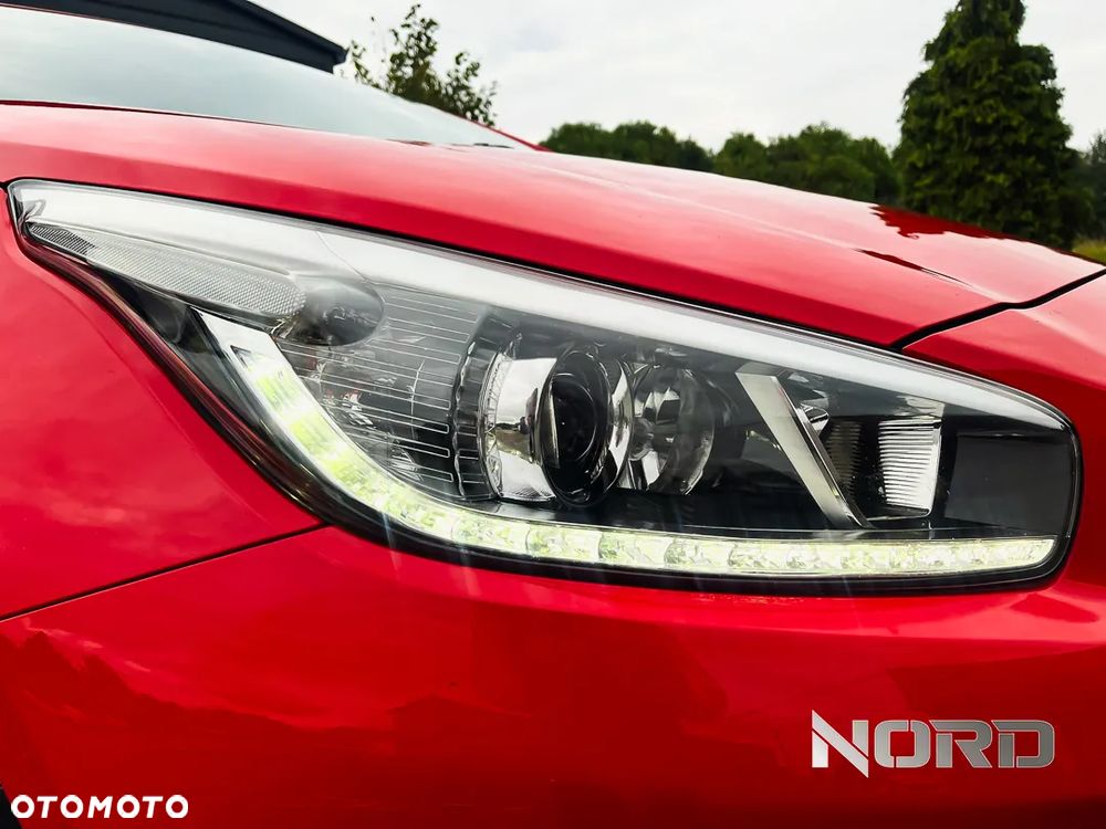 Kia Ceed Cee'd 1.6 GDI L - 12