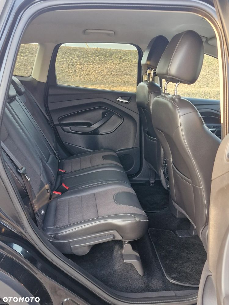 Ford Kuga 2.0 TDCi 4x4 Titanium - 16