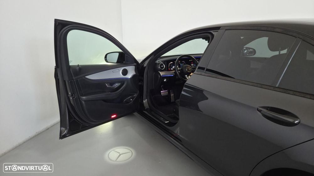 Mercedes-Benz E 300 - 17