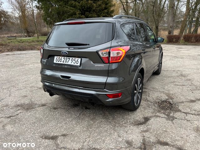 Ford Kuga 1.5 EcoBoost 2x4 ST-Line - 6