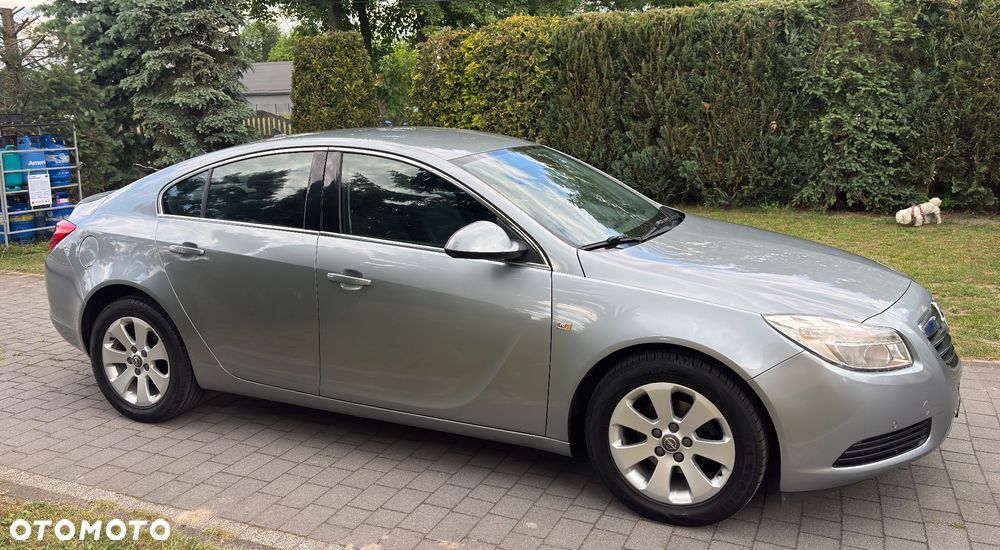 Opel Insignia - 22