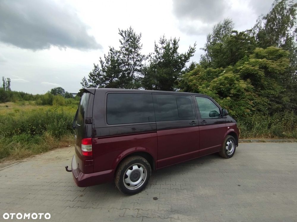 Volkswagen Caravelle - 2
