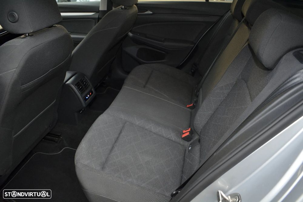 VW Golf 1.0 TSI Life - 8