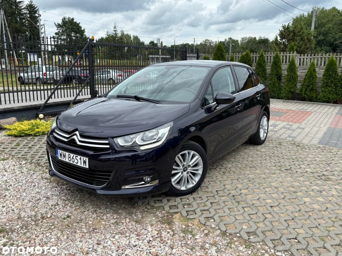 Citroën C4 BlueHDi 100 Selection - 2