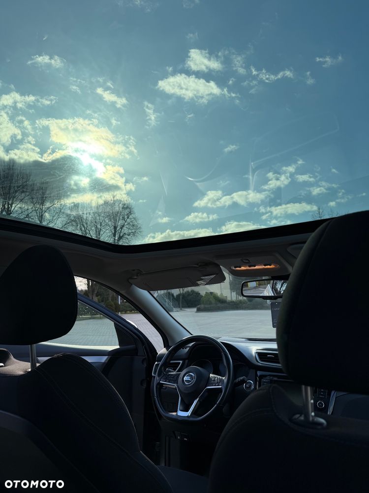 Nissan Qashqai 1.3 DIG-T N-Connecta - 4