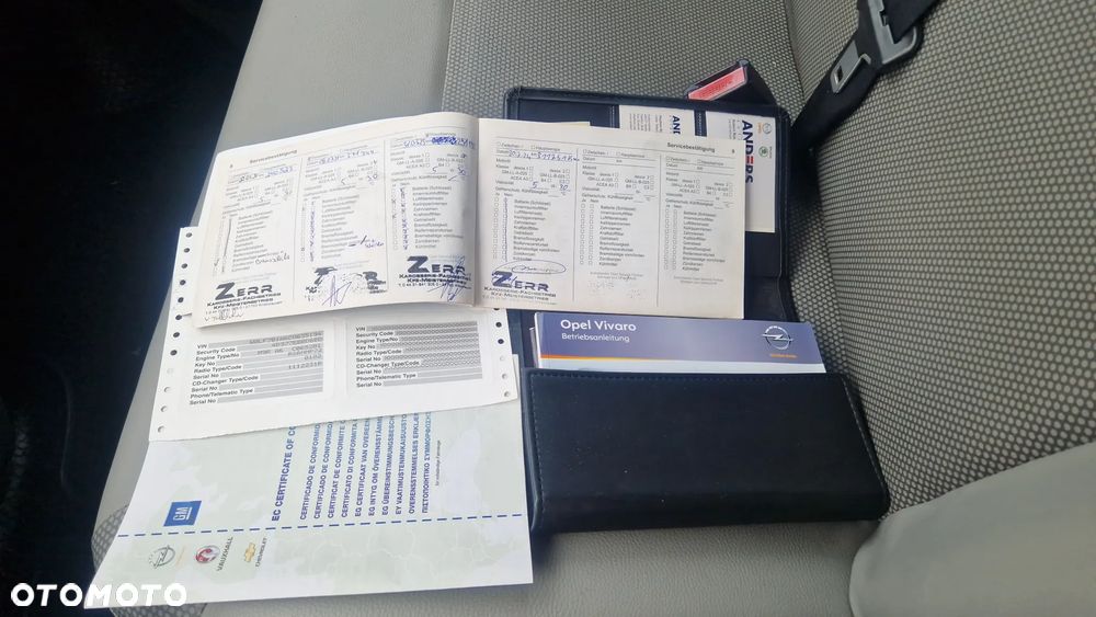 Opel Vivaro - 20