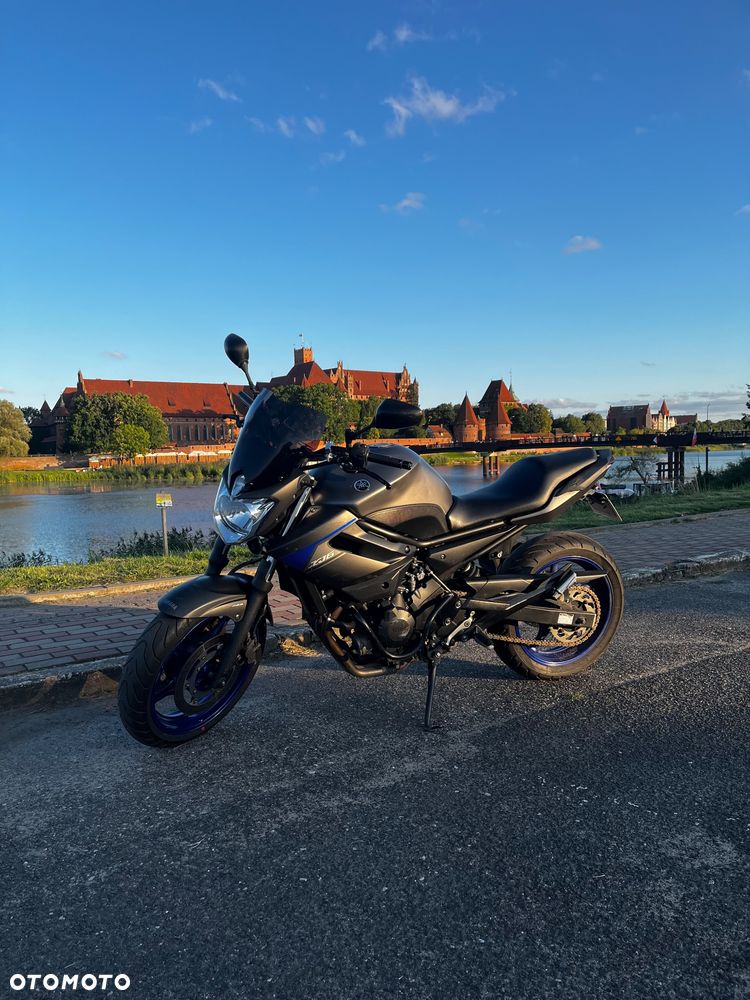 Yamaha XJ - 4