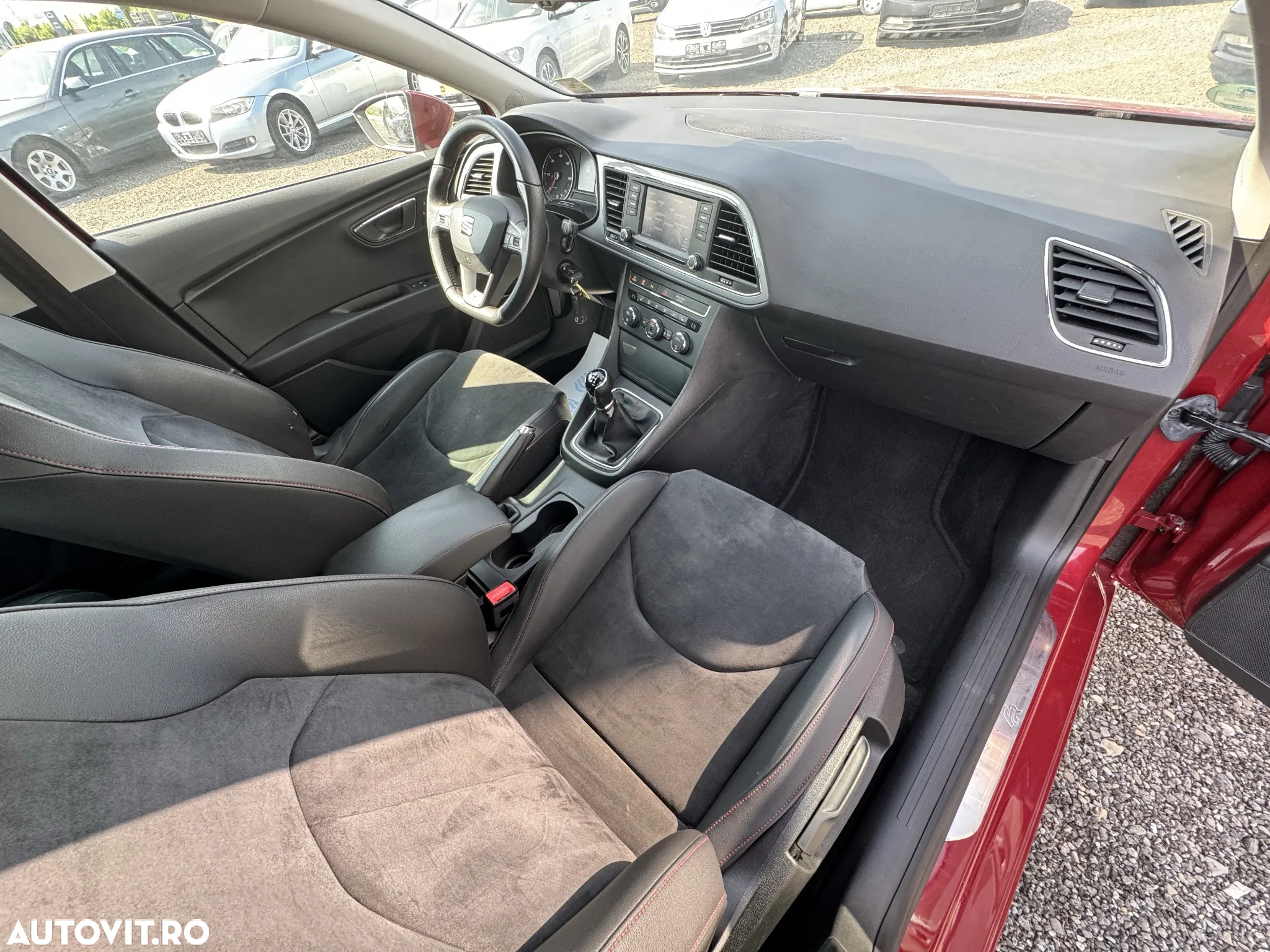 Seat Leon ST 2.0 TDI Start&Stop 4DRIVE FR - 25