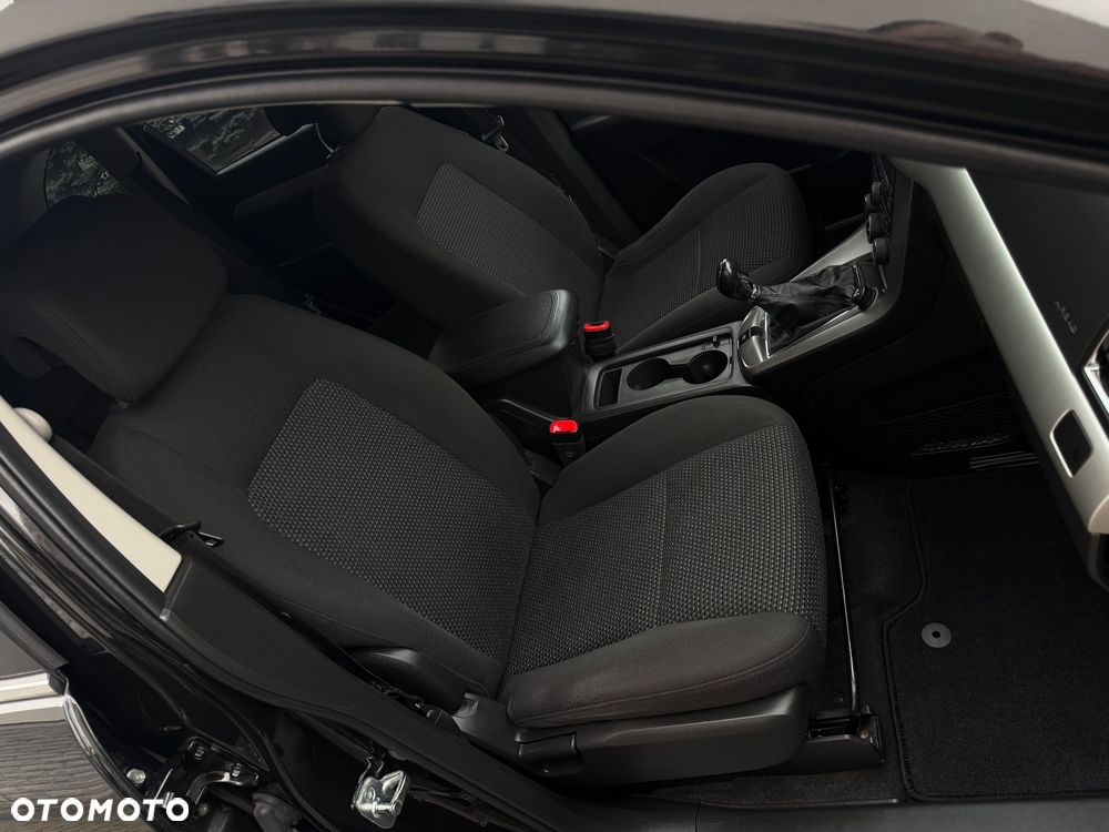 Chevrolet Captiva 2.2 2WD LS - 28