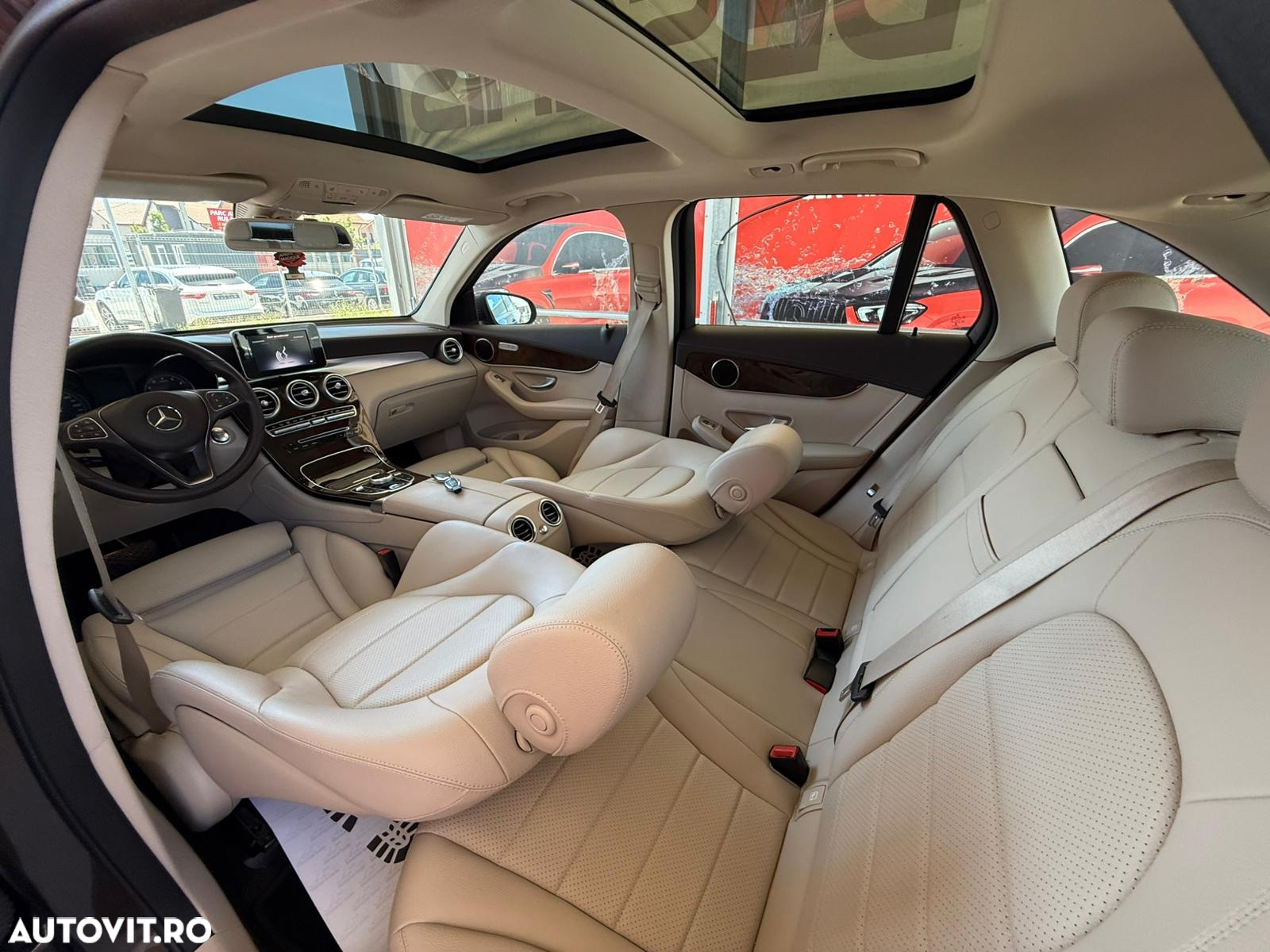 Mercedes-Benz GLC 350 e 4Matic 7G-TRONIC Exclusive - 11