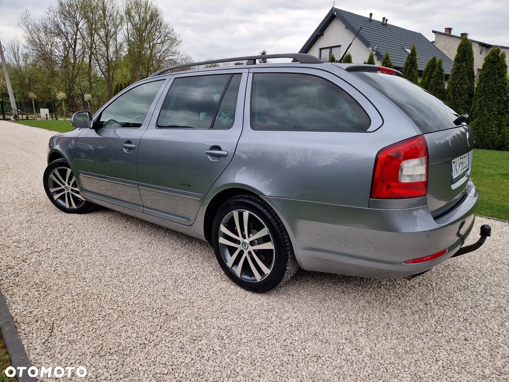 Skoda Octavia 1.8 TSI FAMILY - 28
