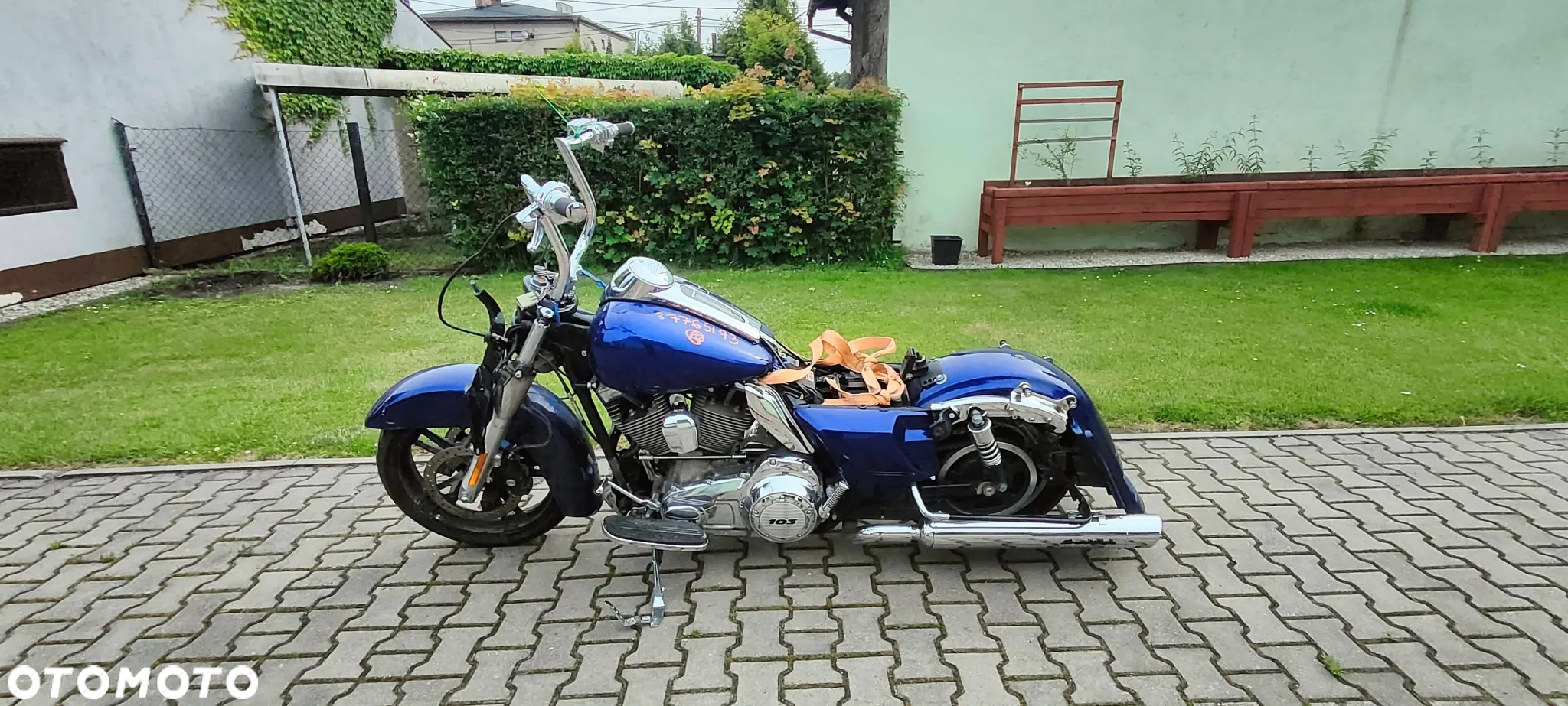 Harley-Davidson Touring Street Glide - 2