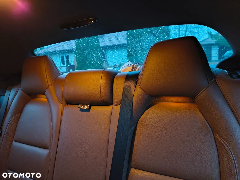 Mercedes-Benz CLA 180 UrbanStyle Edition - 12