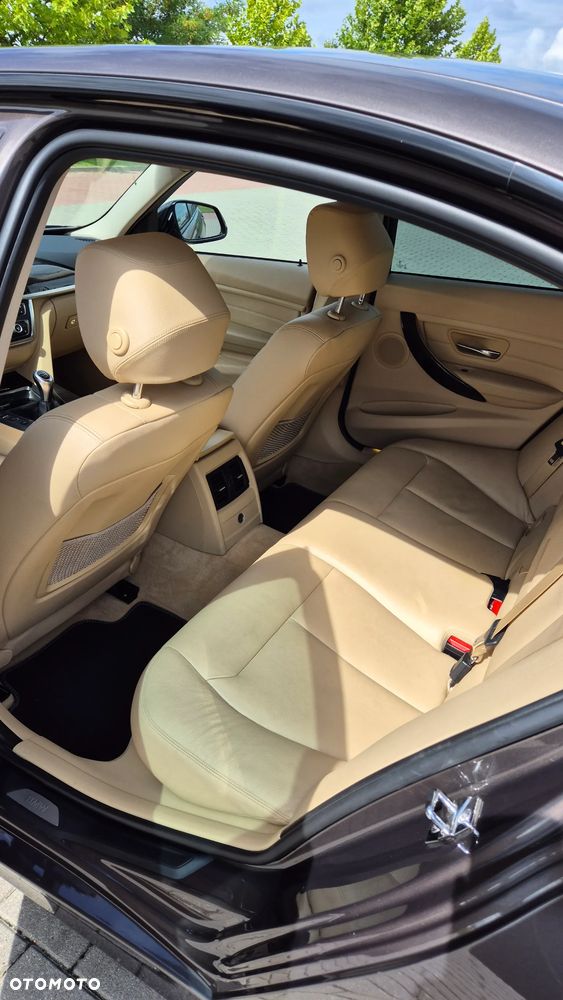 BMW Seria 3 320d - 8