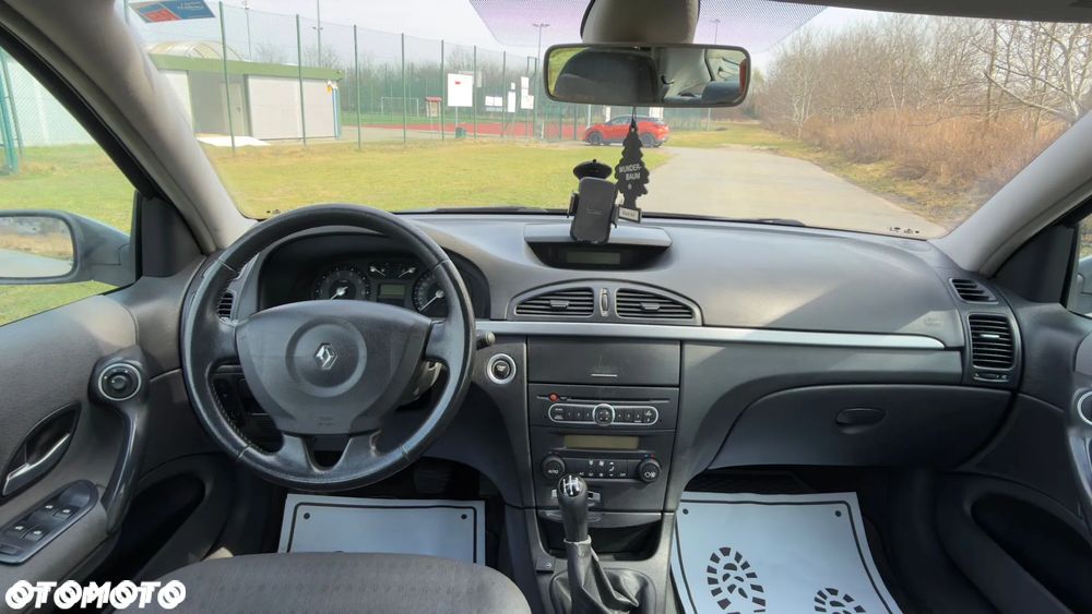Renault Laguna 2.0 16V Expression - 5