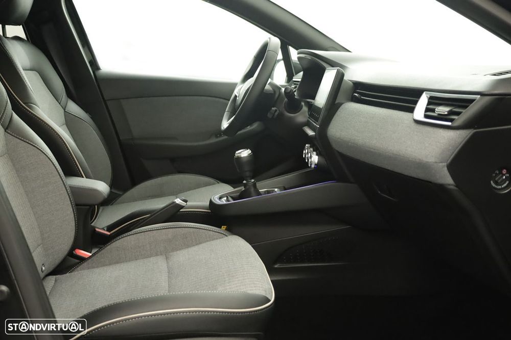 Renault Clio 1.0 TCe Techno - 21
