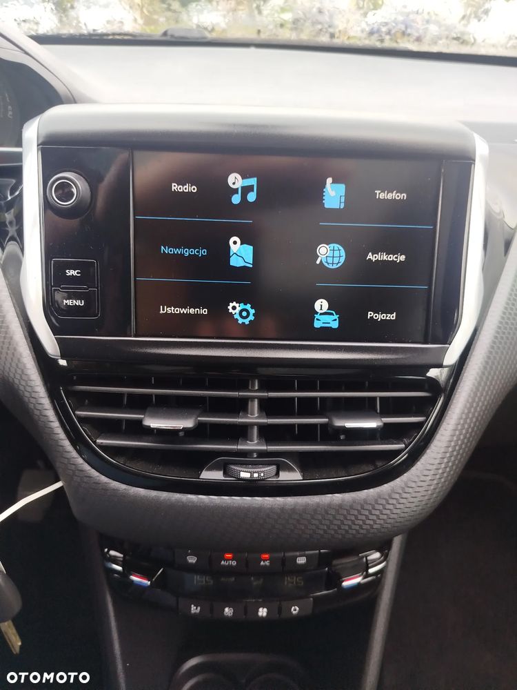 Peugeot 2008 - 17