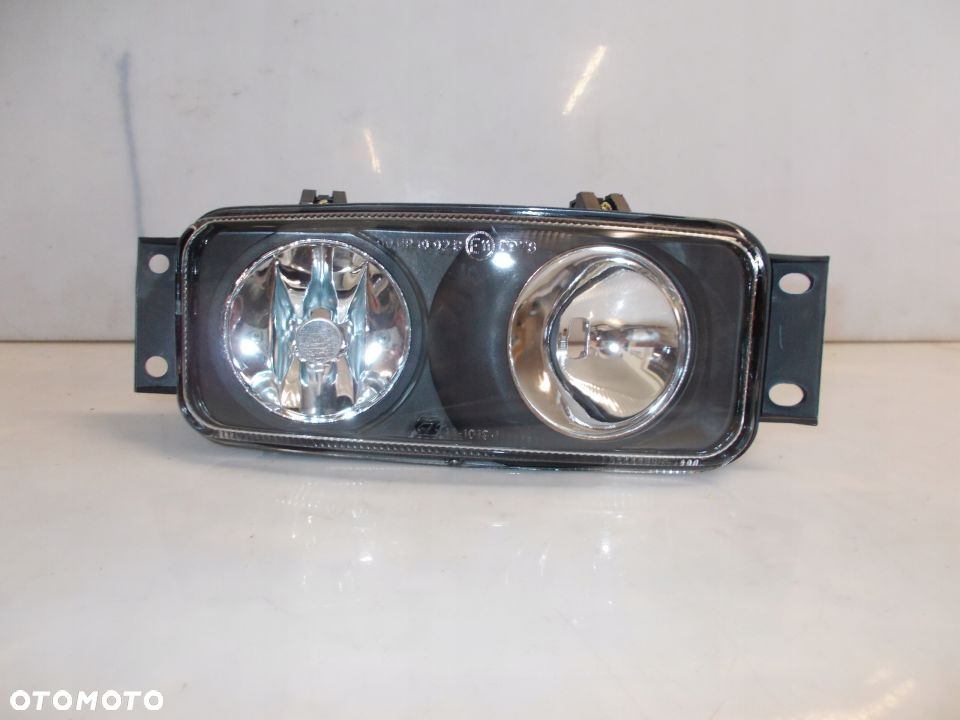 HALOGEN PRAWY SCANIA 4 R - 1