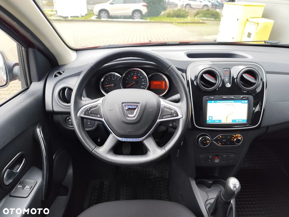 Dacia Sandero Stepway 0.9 TCe Laureate S&S - 11