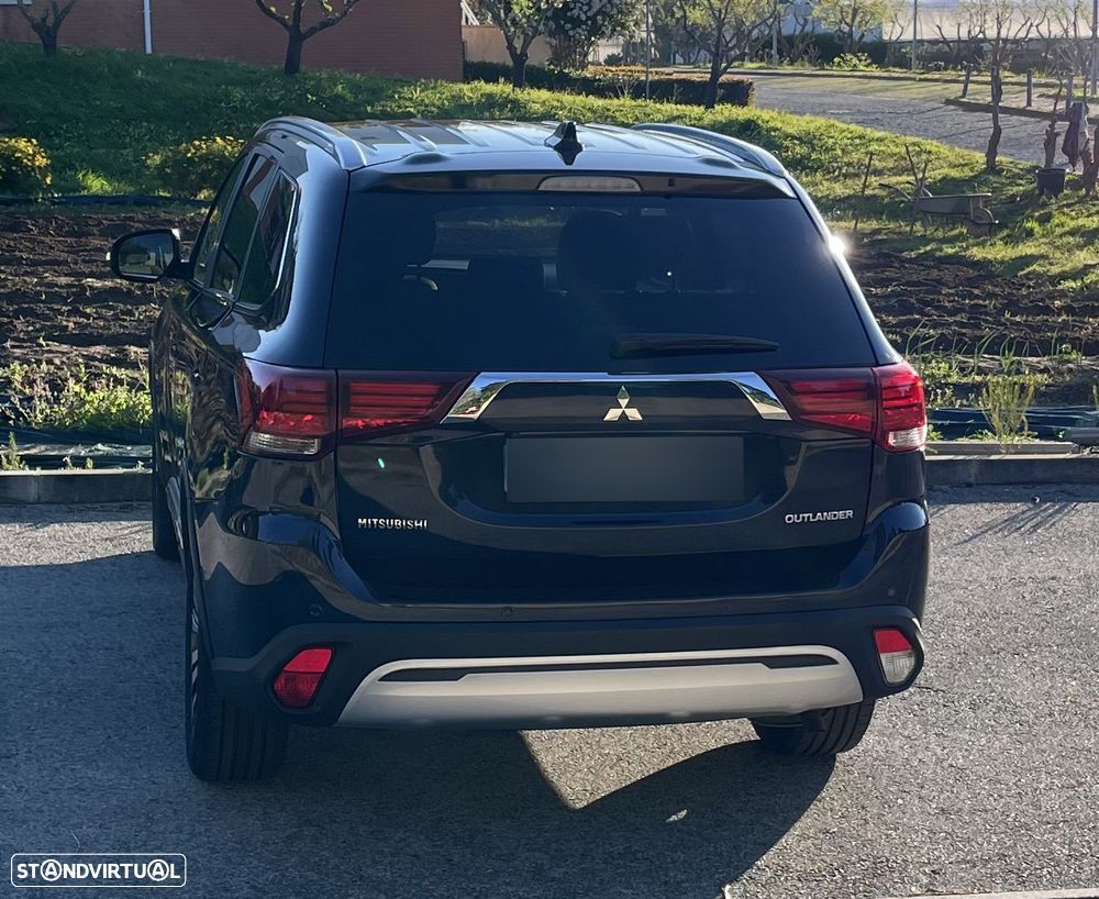 Mitsubishi Outlander 2.0 2WD CVT Active+ - 4