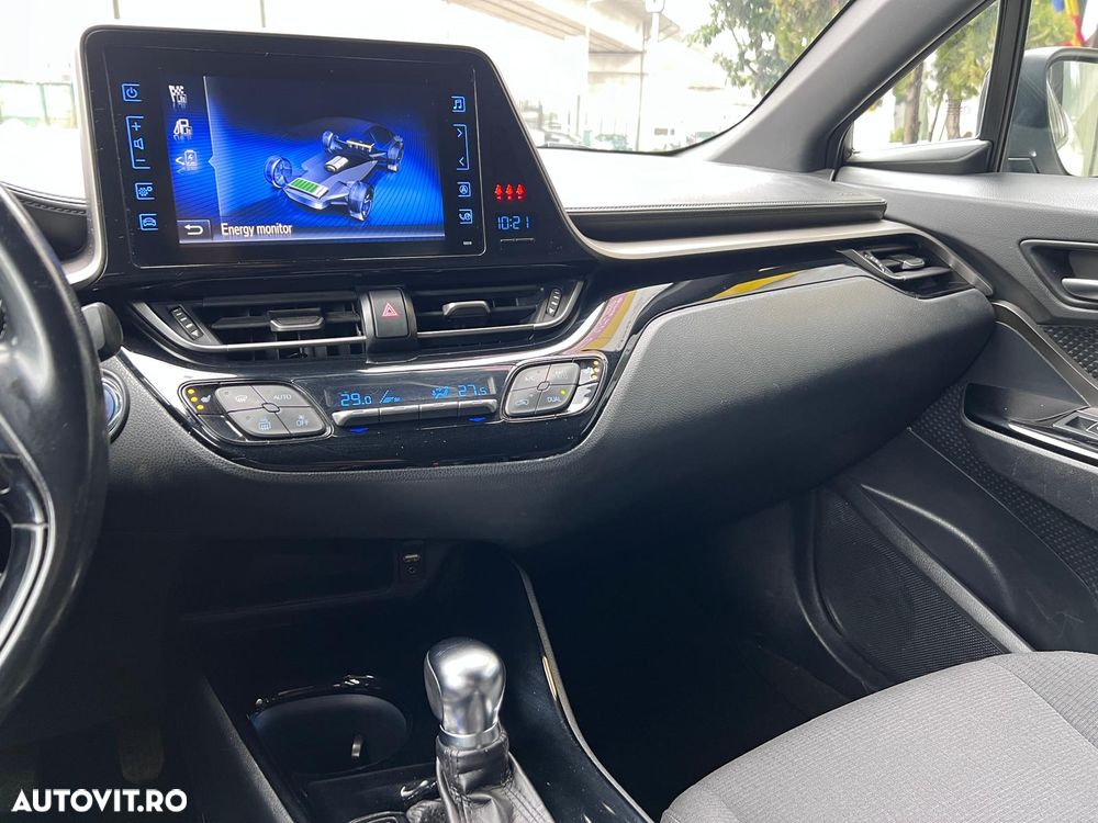 Toyota C-HR - 24