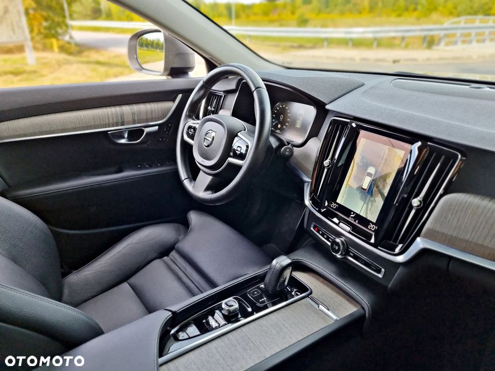 Volvo V90 Cross Country B5 D AWD Ultimate - 30