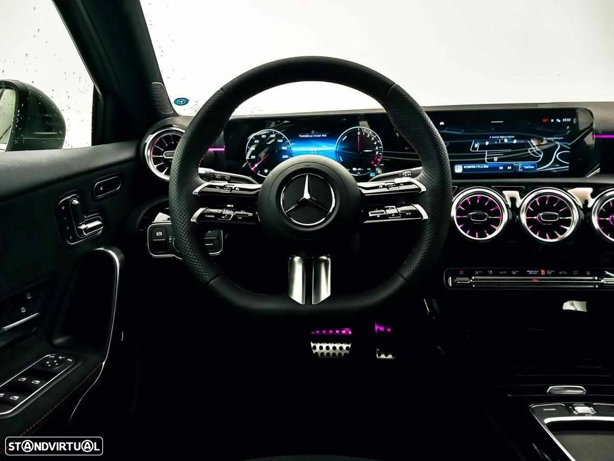 Mercedes-Benz A 250 e AMG Line - 7