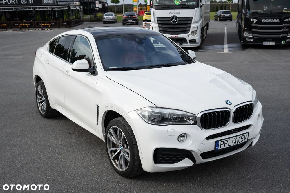 BMW X6 xDrive50i M Sport - 5