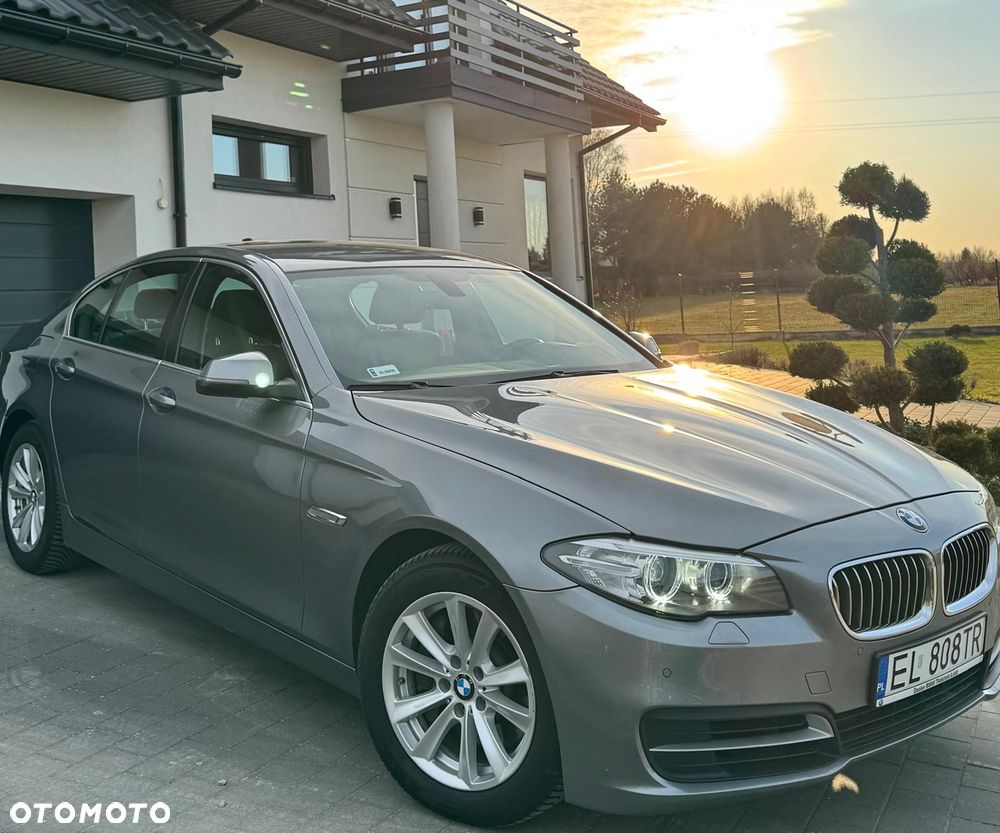 BMW Seria 5 525d xDrive - 1