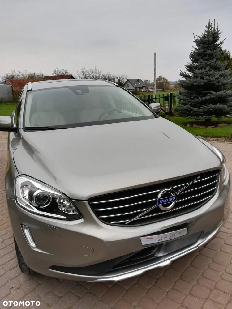 Volvo XC 60 T6 AWD Momentum - 5
