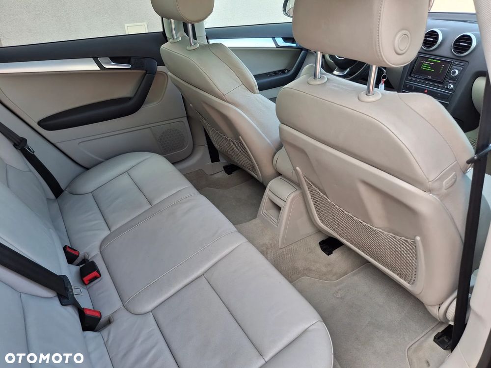 Audi A3 Sportback - 8