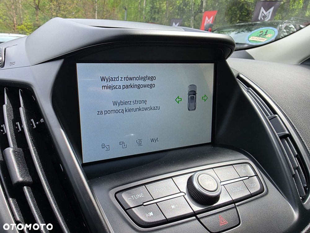 Ford Kuga - 11