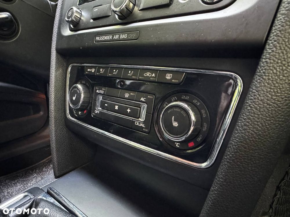 Toyota RAV4 - 9