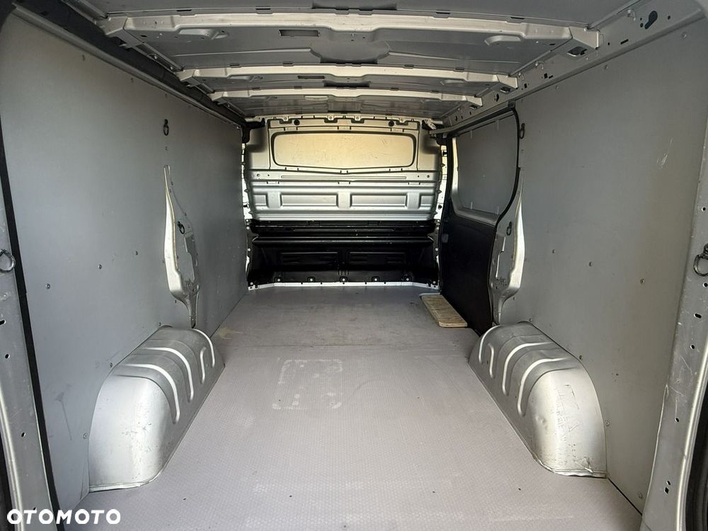 Opel Vivaro - 3