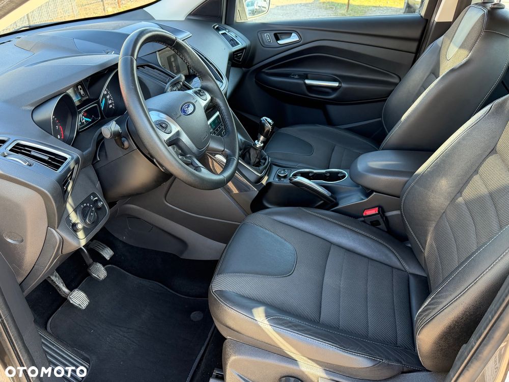 Ford Kuga 1.5 EcoBoost FWD Titanium ASS GPF - 5