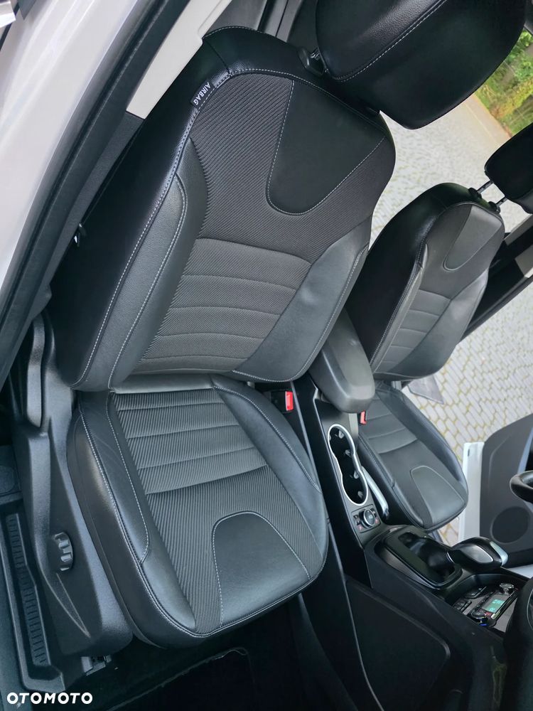 Ford Kuga 2.0 TDCi 4x4 Individual - 19