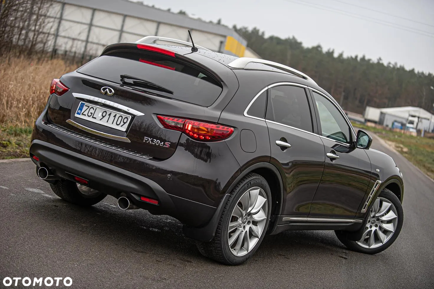Infiniti FX FX30d S - 9